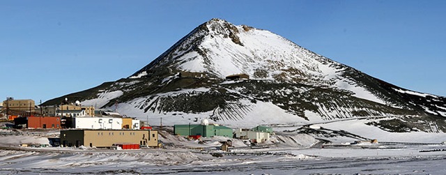 [McMurdo_Station24.jpg]