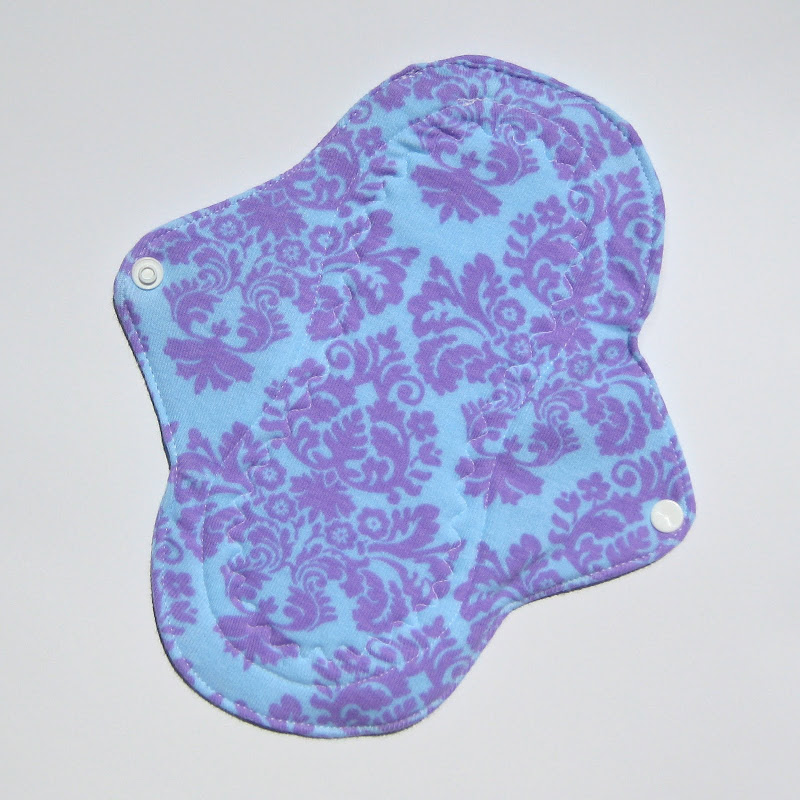 Kiki Pads Petite Liner, Lavender Damask Print