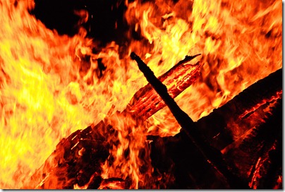 camp-fire-revolutions-3