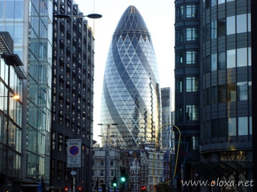 strange-skyscrapers-norman-foster-gherkin strange-skyscrapers-norman-foster-gherkin