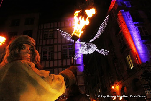 Burrunka a mis le feu dans Bayonne
