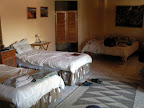 Sehr viel Platz im Zimmer im ” Kratz Platz“ Sehr viel Platz im Zimmer im ” Kratz Platz“