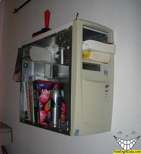 Gabinete reciclado