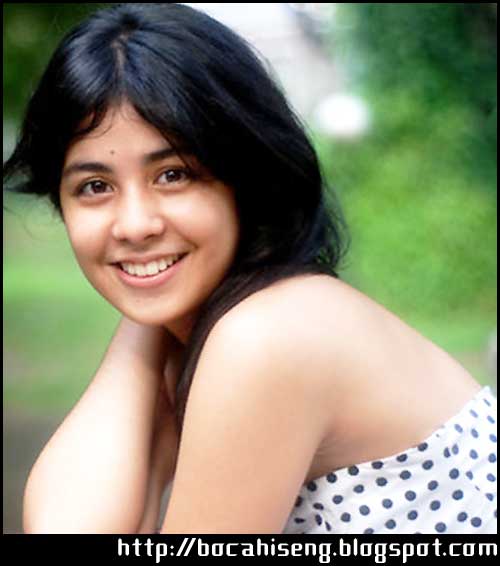 foto artis risty tagor dan profil risti tagor