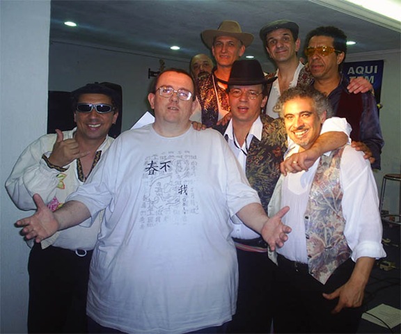 [TONINHO e LÍNGUA[4].jpg]