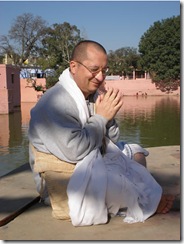 manonatha_dasa_at_govinda_kunda
