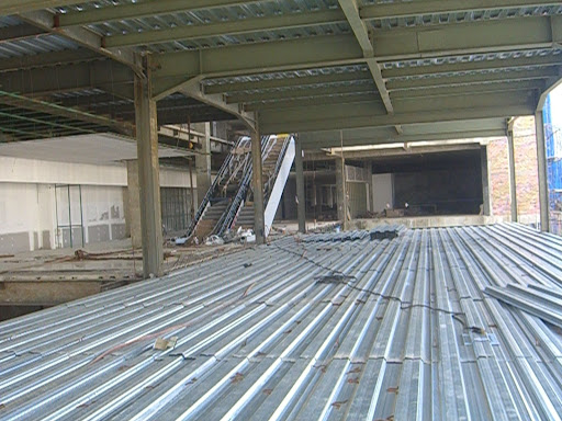Entrance Building Oktober 2009