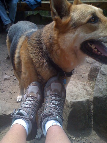 [hiking boots[4].jpg]