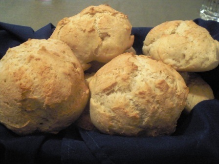 [Frenchbreadrollsinbasket5.jpg]