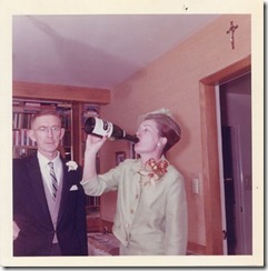 vintage_champagne_guzzling-1-708546