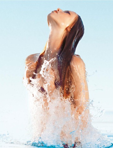[TanyaDziahilevaHarpersBazaarSpain11[5].jpg]