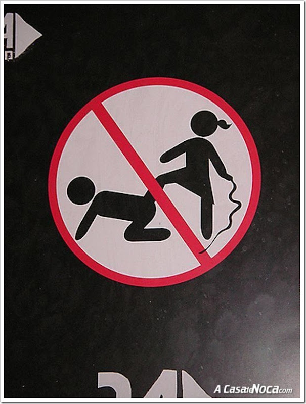 foreign_signs_04
