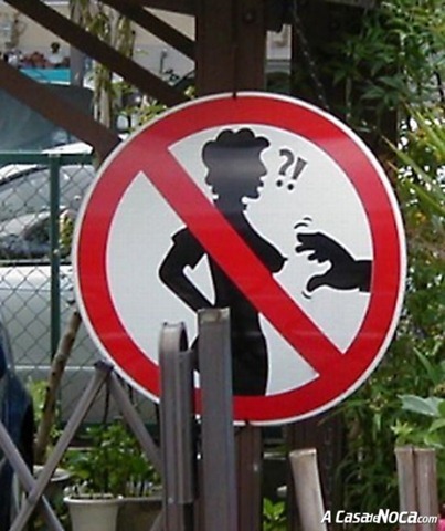 [foreign_signs_05[4].jpg]