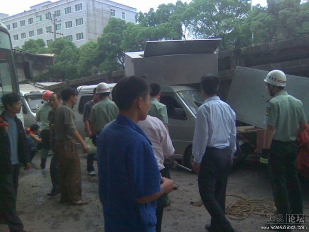 [china_07[8].jpg]