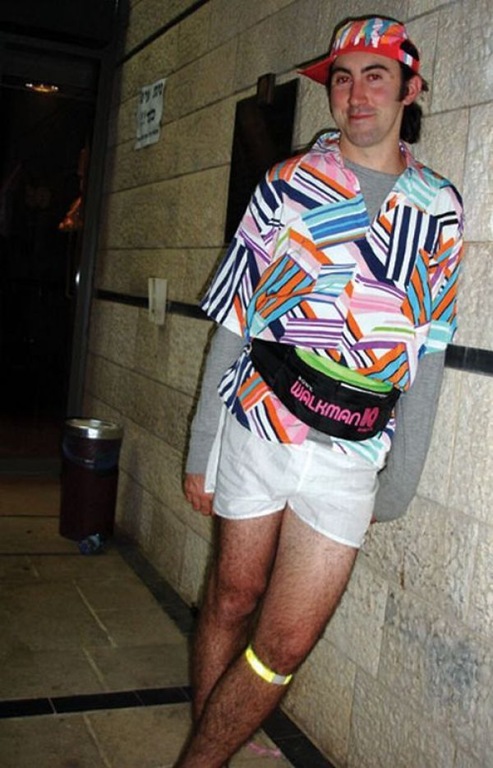 [tight_clothes_14[8].jpg]