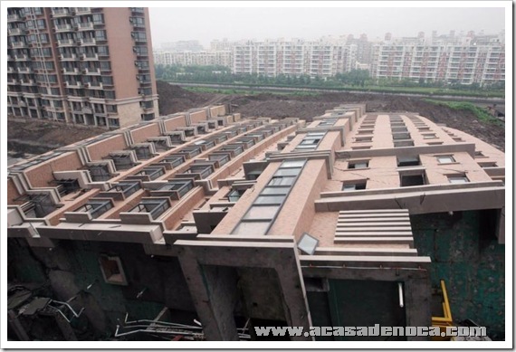 building_collapse_06