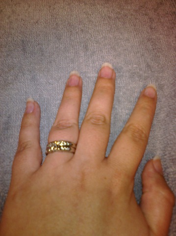 [Nails[2].jpg]