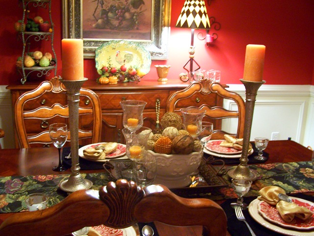 [ThanksgivingTable0131.jpg]