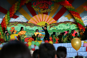 khyle having fun on stage