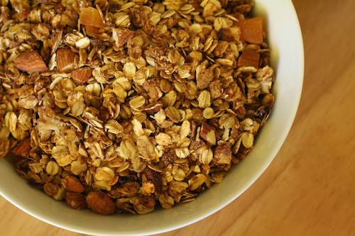 bigbowlgranola.jpg