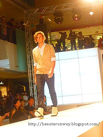 [MujiSpringSummerFashionShow68.jpg]
