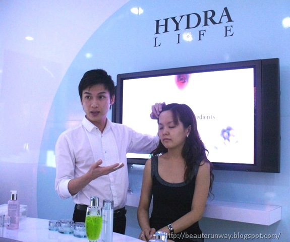 [diorhydraevent4[8].jpg]