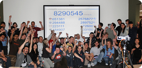 time de desenvolvedores da Mozilla enaltecendo a significativa marca de mais de 8 milhões de downloads.