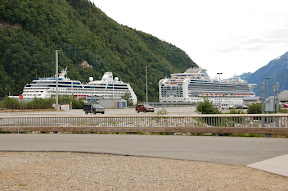 The best shot I could manage with the two Princess ships in port together. Royal Princess is on the left and Sapphire Princess on the right. Like the Emerald Princess I rode last year, Sapphire Princess holds over 2600 passengers. Royal Princess, a former Renaissance ship, is significantly smaller and carries only about 700 passengers. The Royal Princess is a very nice ship, but the sea can throw it around much easier than a large ship. We had 20-foot swells in the Gulf of Alaska one night and it was hard to stay in bed.