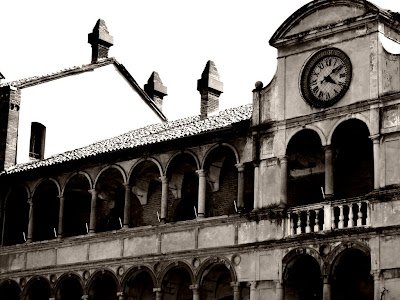 Pavia Old Palace - 365 photo paths