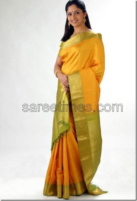 Nathiya-Traditional-Silk-Sari