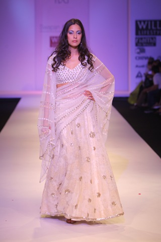 [Swapna-And-Seema-Sari-Collection[5].jpg]