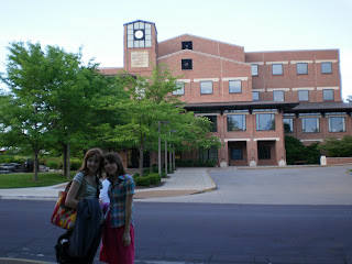 Reynolds Alumni Center is the home of the Mizzou Alumni Association. It is located on 107 Conley Road.
