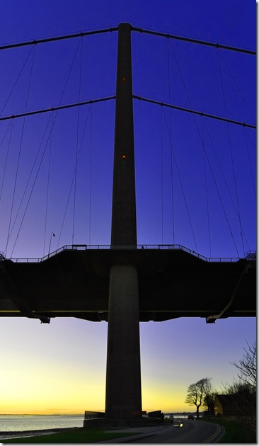 humber bridge at dusk 2