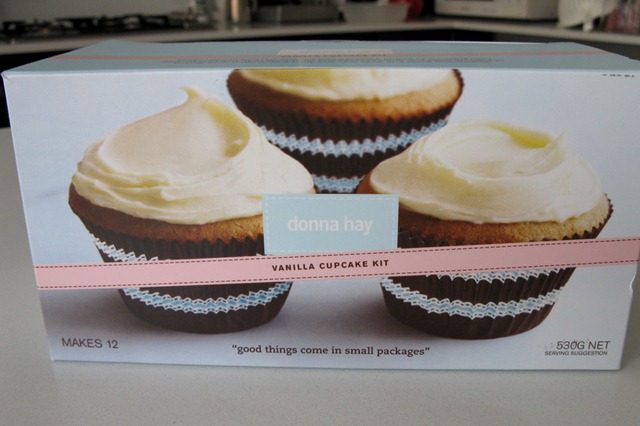 [Vanilla cupcake kit[4].jpg]