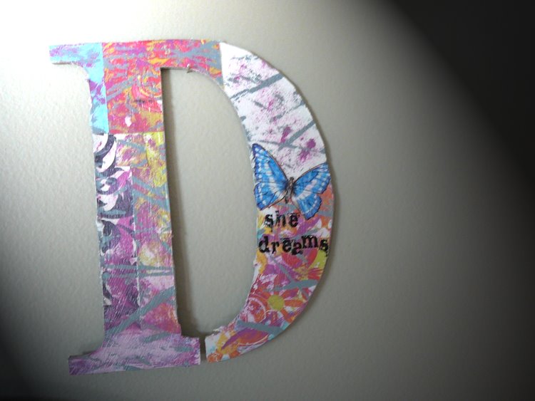 [she+dreams_01_edited-1.jpg]