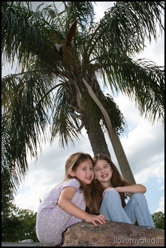 Sisters and BIG Palm