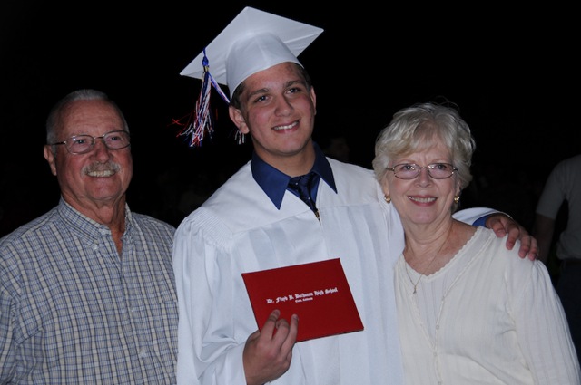 [Eric's Graduation 2009 (383 of 407)[2].jpg]