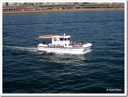 Boat trips from Brighton marina to the pier and back.