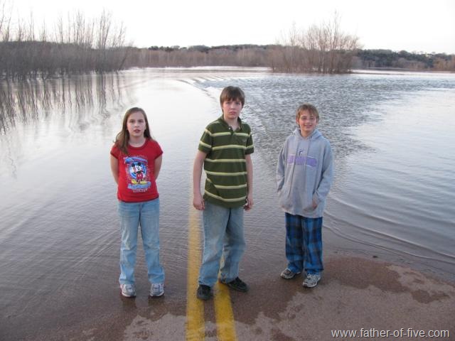 [IMG_0618_640x480[8].jpg]