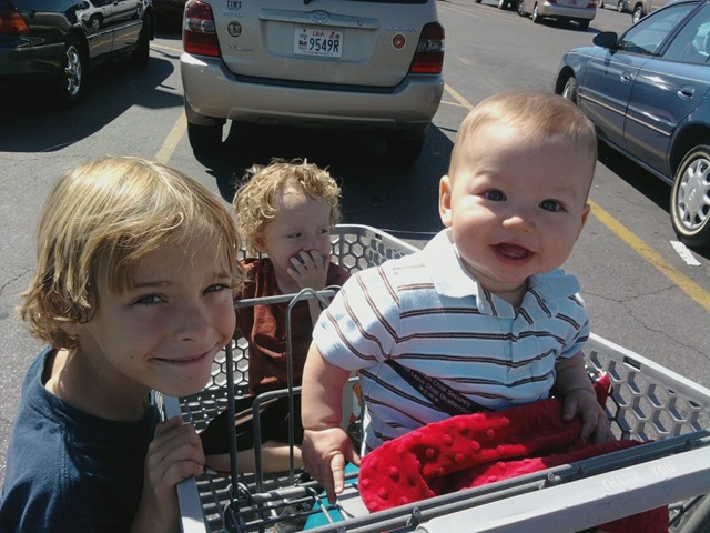 [riding in shopping cart[7].jpg]