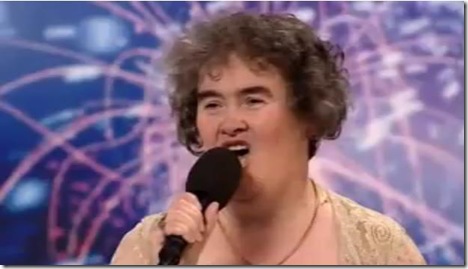 susan-boyle-pic-singing-cry-me-a-river-britains-got-talent-2009-audition