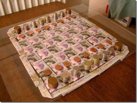 04-chess-money