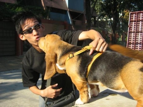 [smooch and pooch[3].jpg]