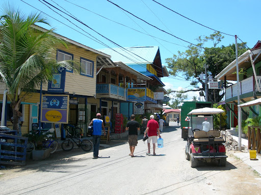 cala luna bocas del toro