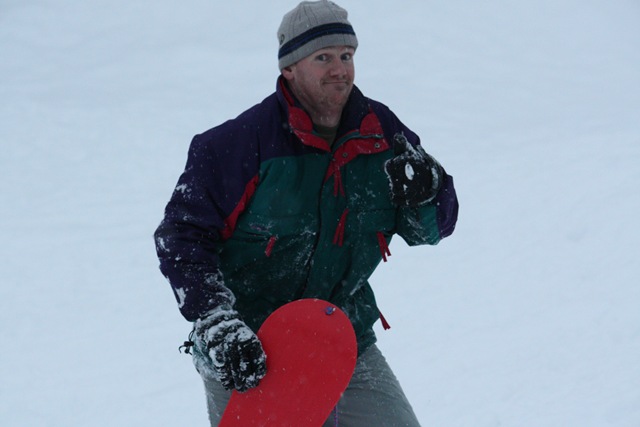 [12-30-09 sledding (182)[2].jpg]