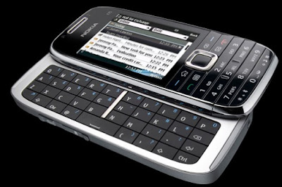 Slider híbrido Nokia E75: para pessoas que curtem muitos botões
