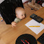 Noah beim Arbeiten