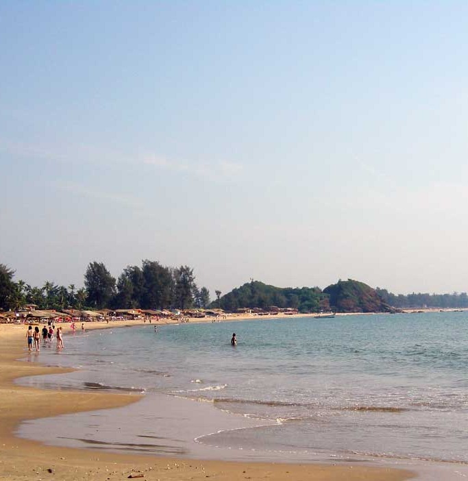[looking south-patnem-beach-canacona-goa-india[4].jpg]