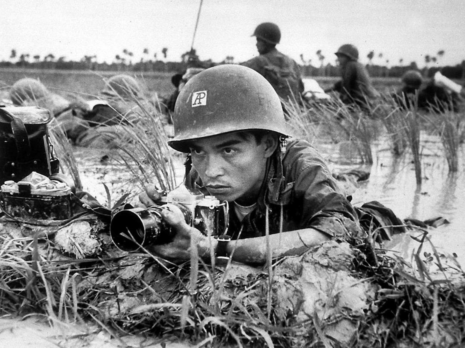 [vietnam-war-19[4].jpg]