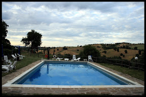 Agriturismo Serratone, Bed and breakfast, una vacanza indimenticabile per te e la tua famiglia tra le colline e il mare della toscana